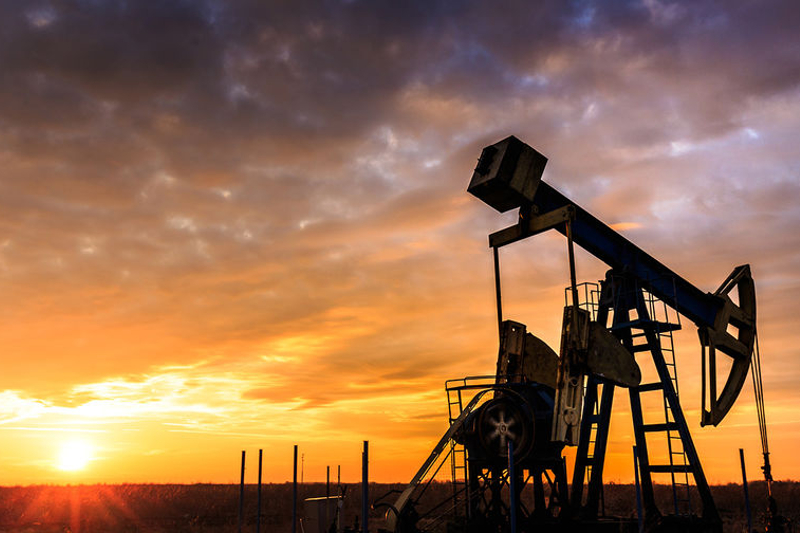 Мұнай қымбаттап келеді, теңге тұрақты