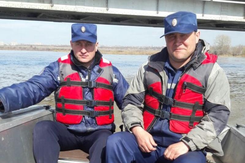 ​Петропавлда ерлі-зайыптылар суға батып кете жаздады 