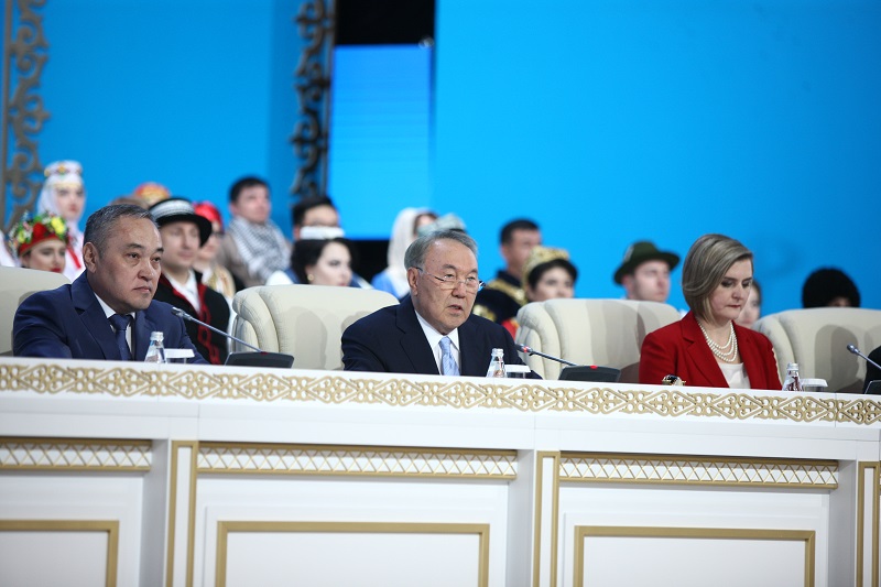 Елбасы: Қазақстандықтардың үздік шығармаларын БҰҰ-ның алты тілінде шығару керек