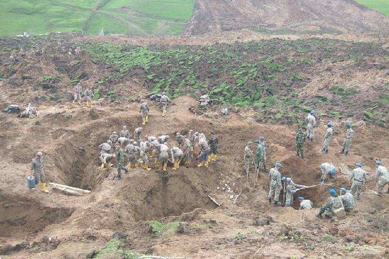 Қырғызстанда лай көшкіні астында қалған үш адамның денесі табылды