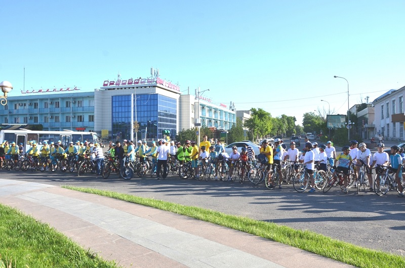 ОҚО-да Елбасы мақаласы аясында «Билерге тағзым» велошеруі өтті