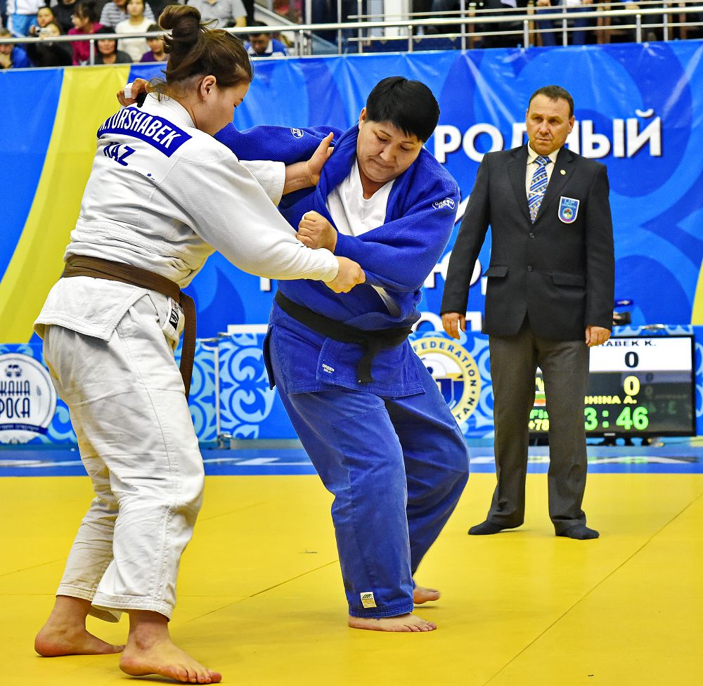 Алмагүл сенімді ақтады