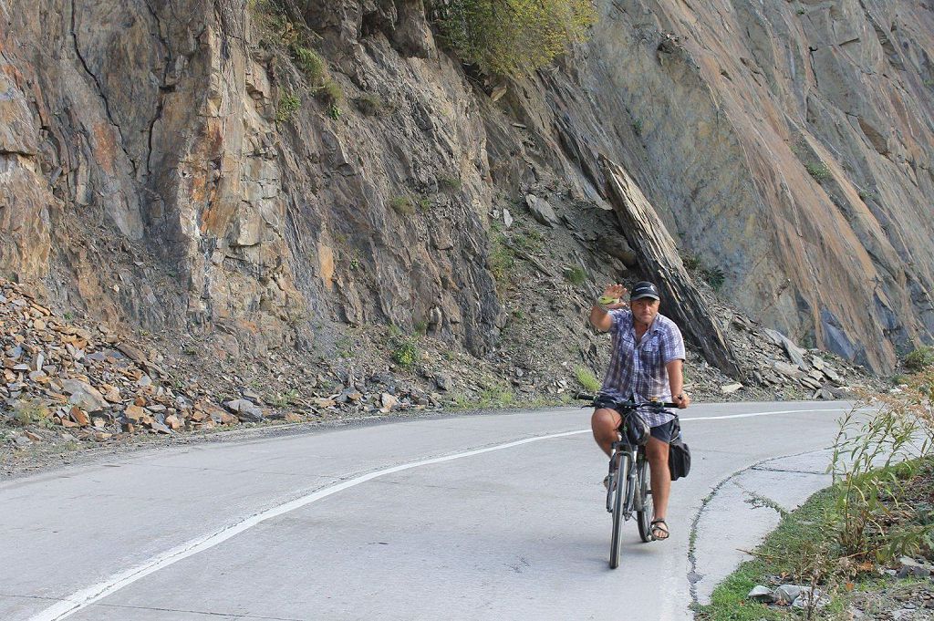 Елу елді аралап, ЭКСПО-ға келді...