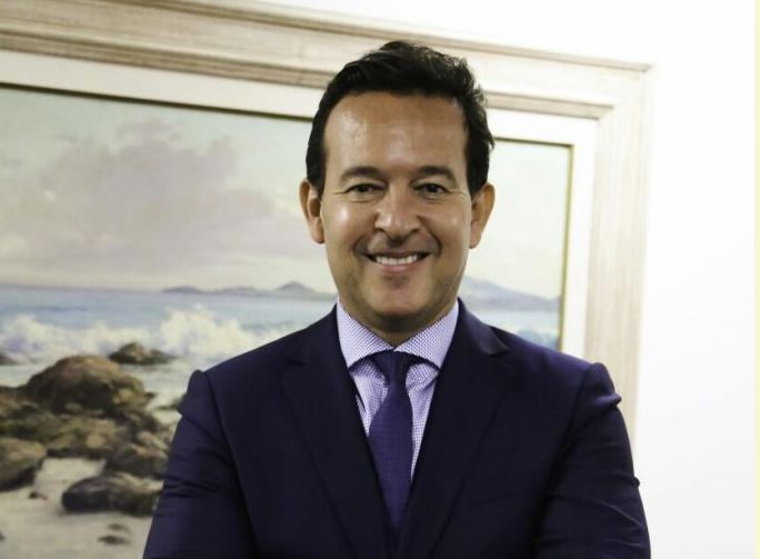 Осындай басшысы бар  қазақ халқы бақытты