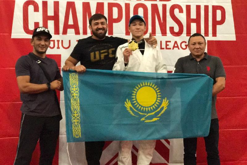 Мұхамедияр Құдайқұлов джиу-джитсудан әлем чемпионы атанды