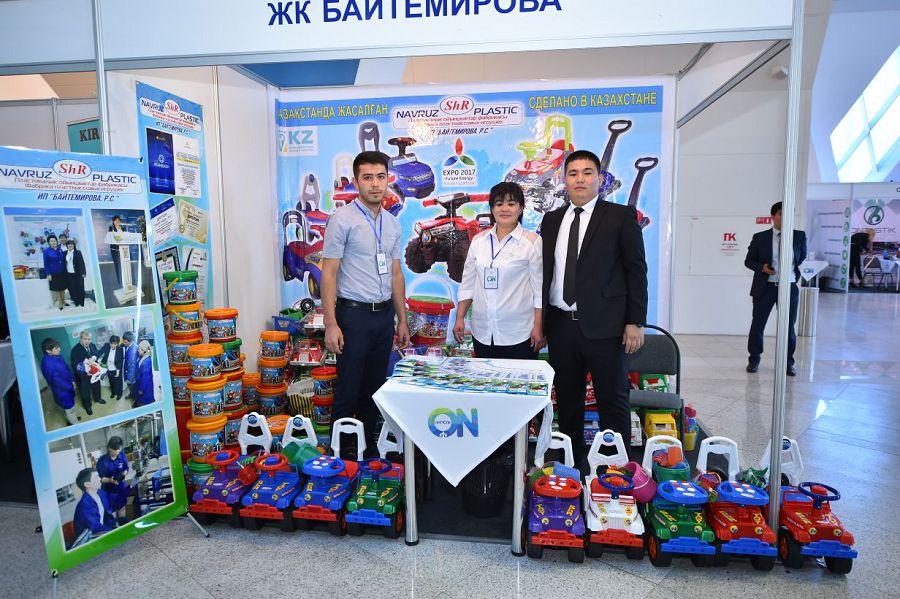 Елордада «Оңтүстік өнімдері» тауарөндірушілердің көрмесі өтуде