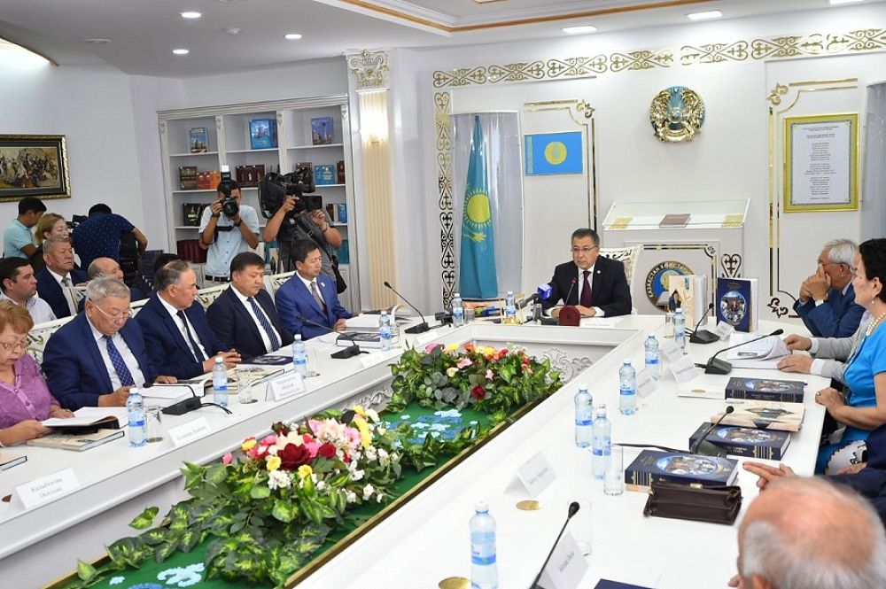 Астанада оңтүстікқазақстандық ақын-жазушылармен шығармашылық кездесу өтті