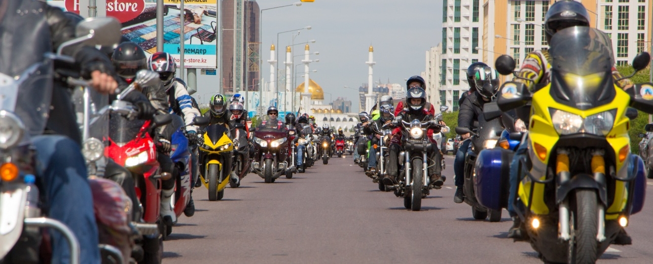 Астанаға саяхатшы байкерлер келді