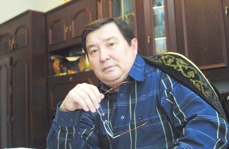 Сахна өнерінің сұңғыласы - Әшірбек Сығай