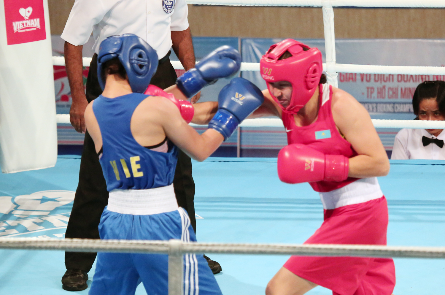 Мадина Нұршаева бокстан қыздар арасында Азия чемпионы атанды