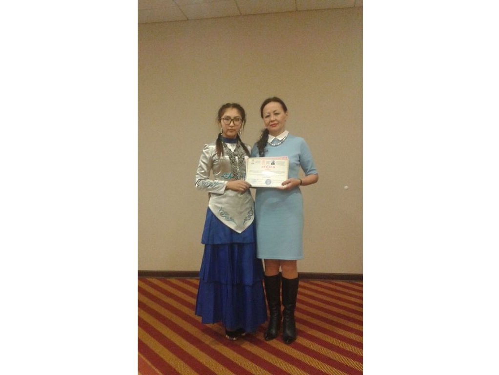 Жансая өлеңімен өрге озды
