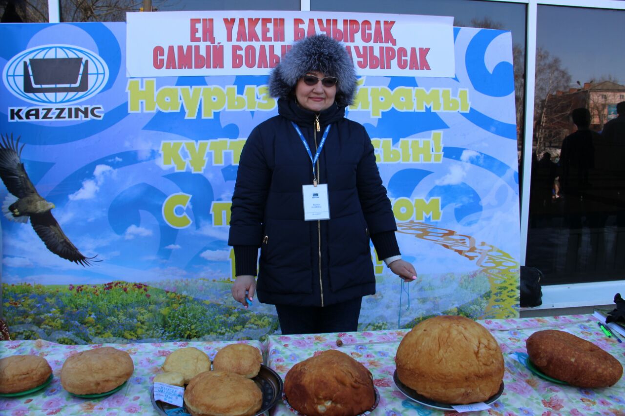 Өскеменде «ең үлкен бауырсақ» байқауы ұйымдастырылды
