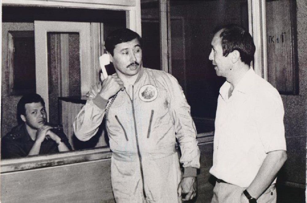 Сәрсеновтің ғарышқа ұшқан фотоүлдір құтысы
