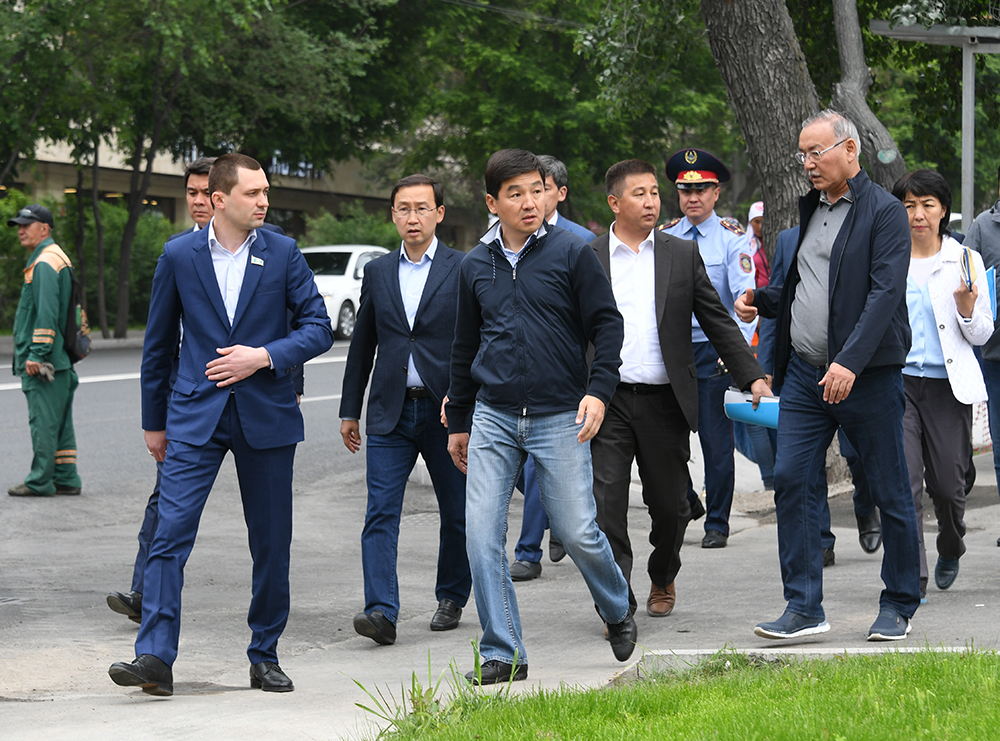 Алматы әкімі қаланың көлік және жүргінші инфрақұрылымы құрылысының барысын тексерді