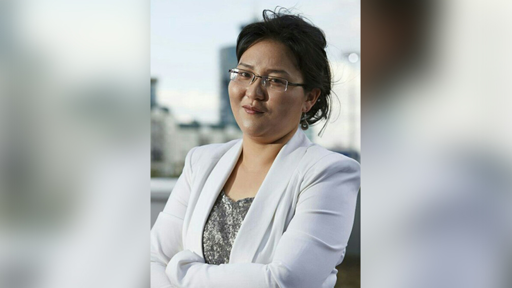 Айжан Табаракқызы.⠀Жұбатудың айтыңыз бас амалын...