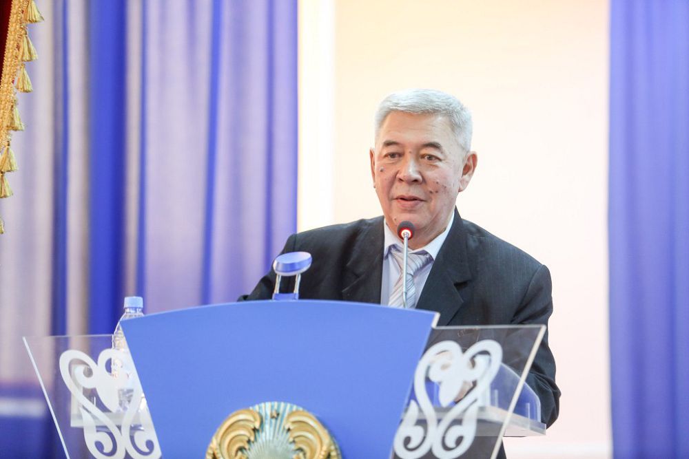 Серік Негимов. Әдебиеттану ғылымының білгірі 