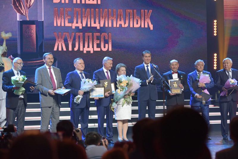 Астананың үздік дәрігерлері марапатталды
