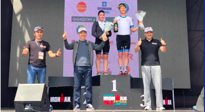 IRONMAN 70.3 триатлоннан халықаралық чемпионаттың бірінші жеңімпаздары марапатталды