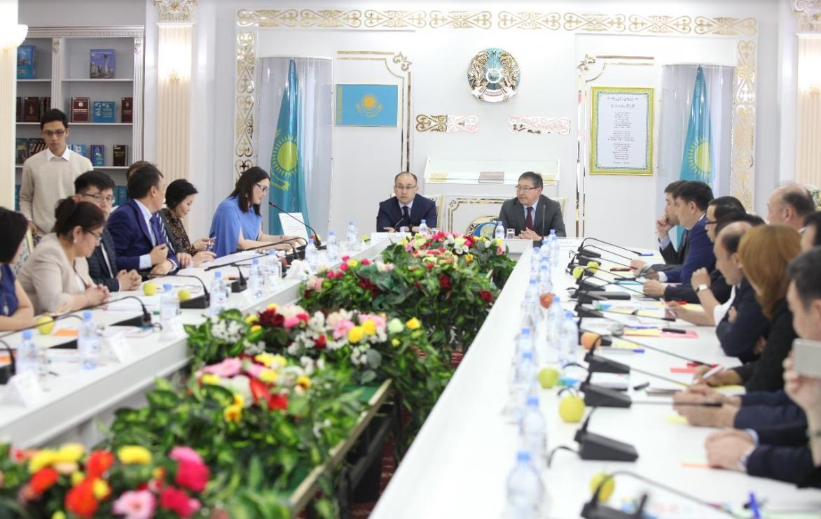 Астанада медиабілімнің даму мәселелері талқыланды 