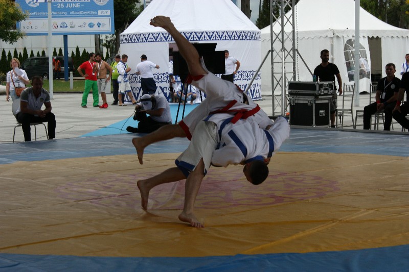 Грузияда Қазақ күресінен Еуропа чемпионаты басталды