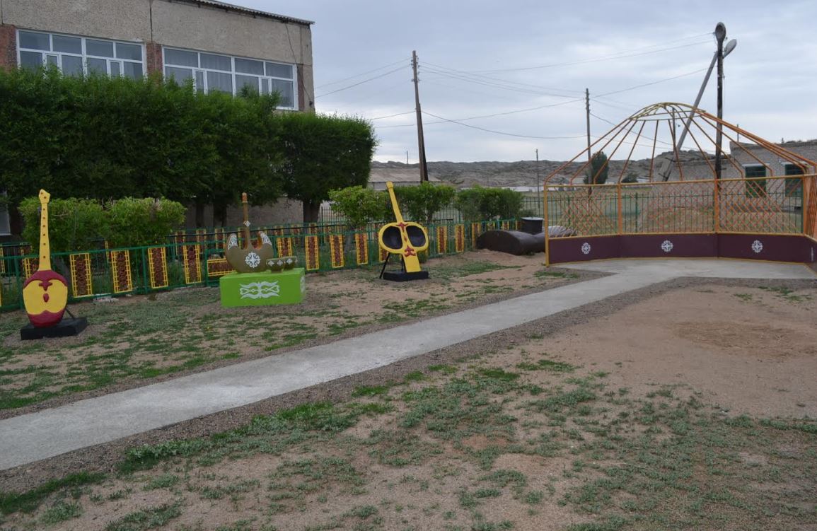 Үздік ауыл атанған Арқатта ұлттық үлгідегі су бұрқақ іске қосылды.