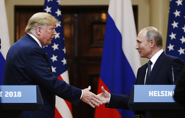 Владимир Путин мен Дональд Трамп кездесті