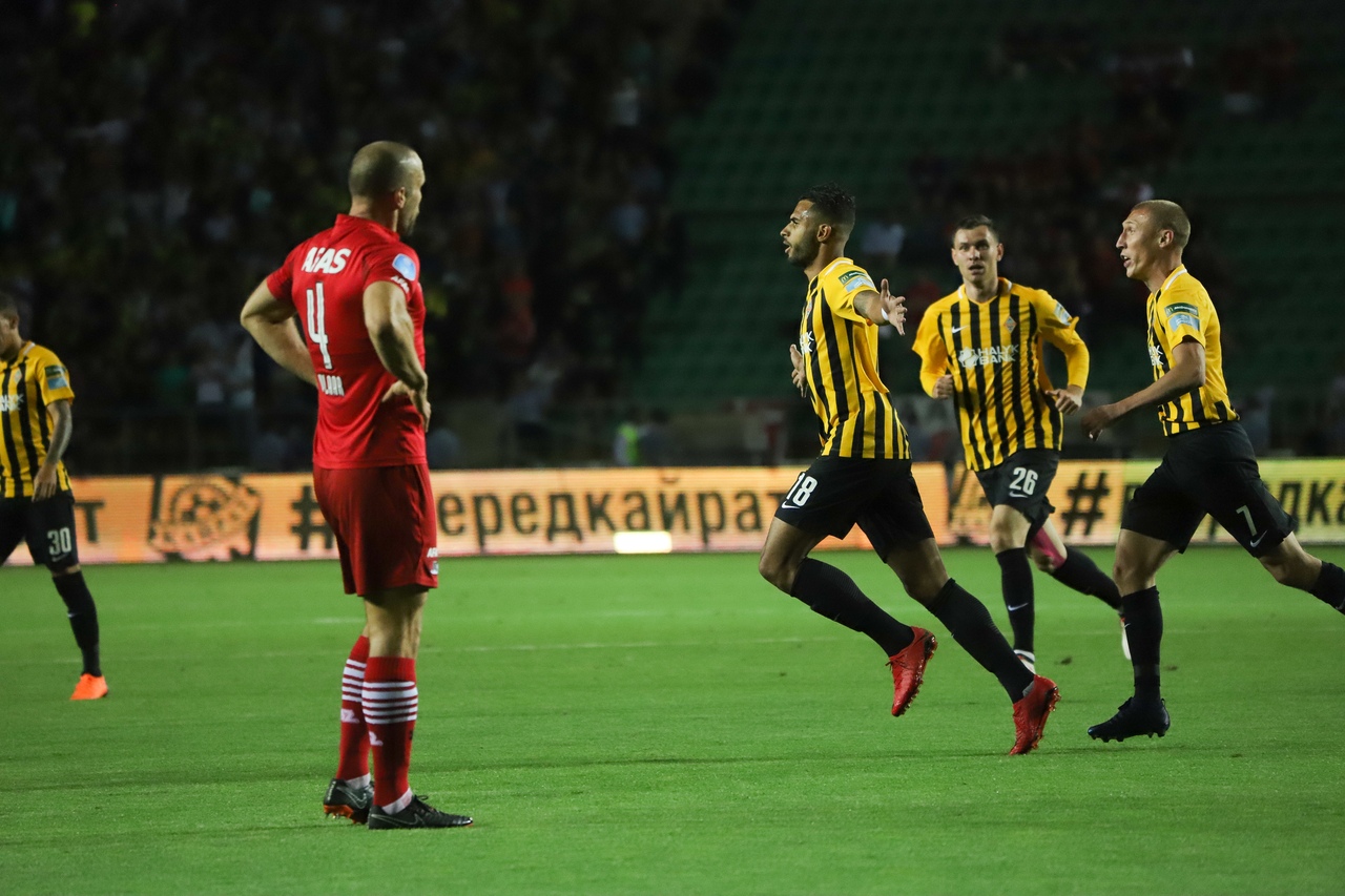 «Қайрат» өз алаңында АЗ командасынан басым түсті