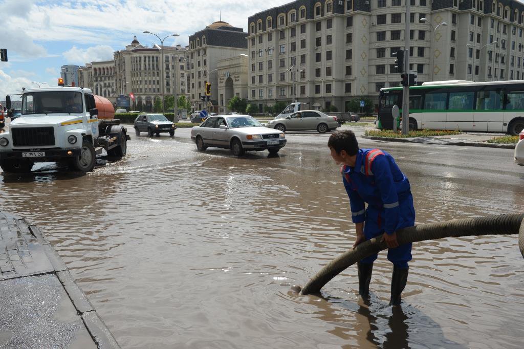 Астана билігі нөсерден кейінгі жағдайға байланысты халықтан кешірім сұрады