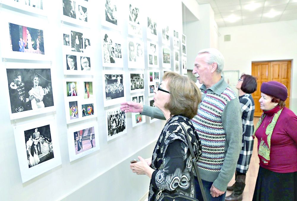 Театр тарихынан сыр шертеді