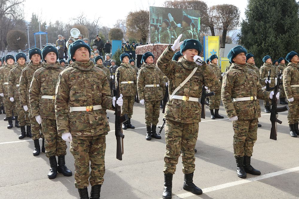Мемлекеттік күзет қызметінің сарбаздары ант қабылдады