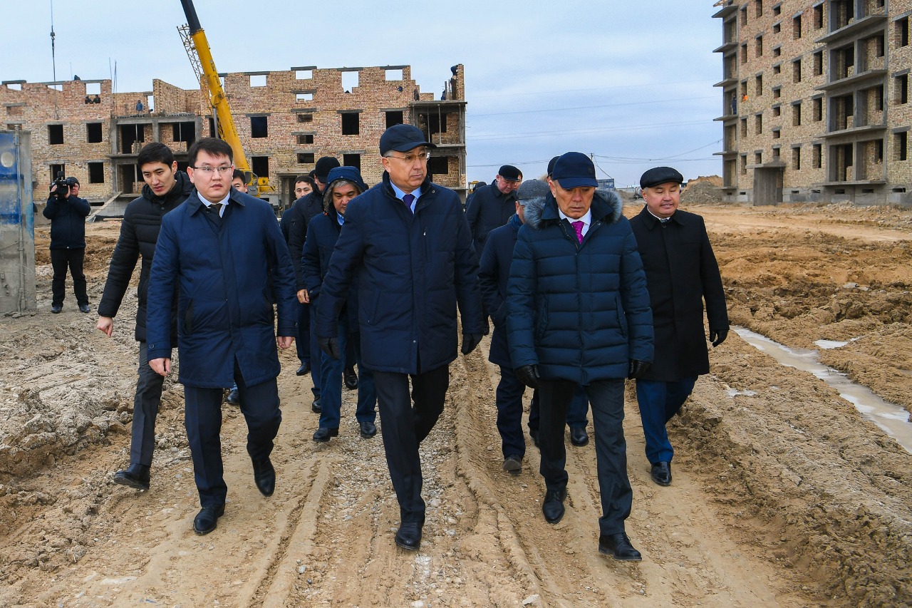 Ж.Түймебаев Түркістандағы әкімшілік-іскерлік орталығындағы құрылыс жұмыстарымен танысты