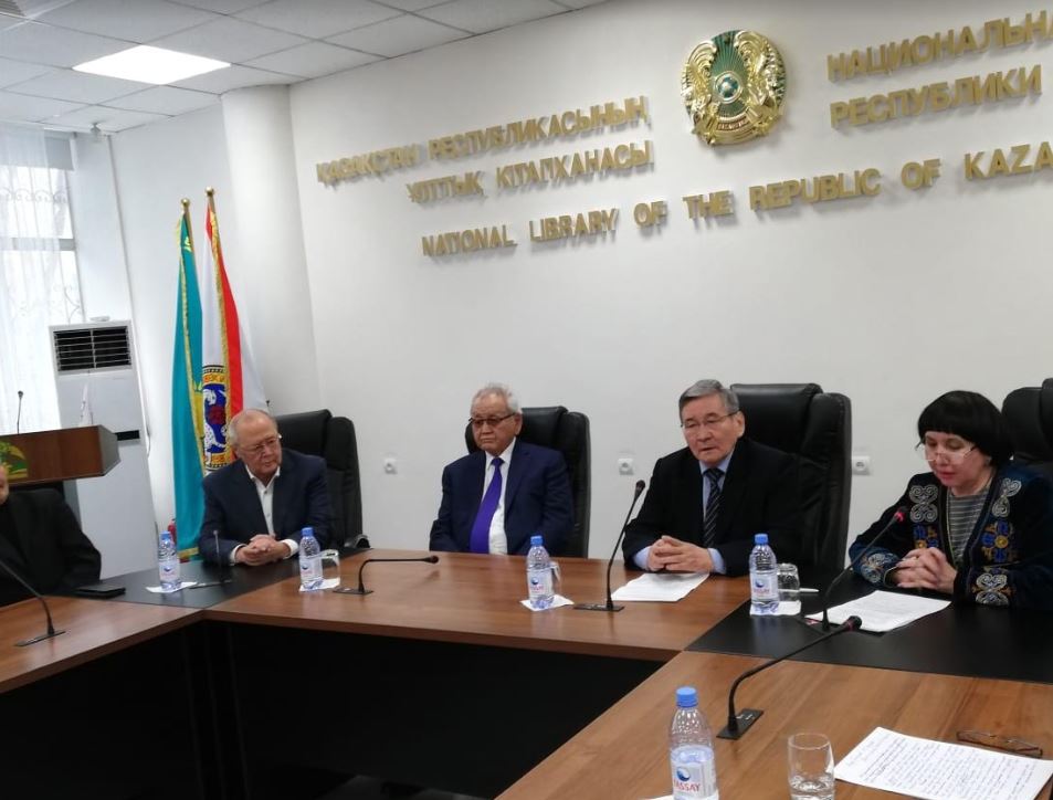 Алматыда жазушы, драматург Асқар Сүлейменовты еске алу кеші өтті