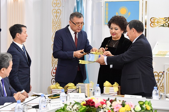 «Қазақ өнерінің антологиясы» толыға түсті