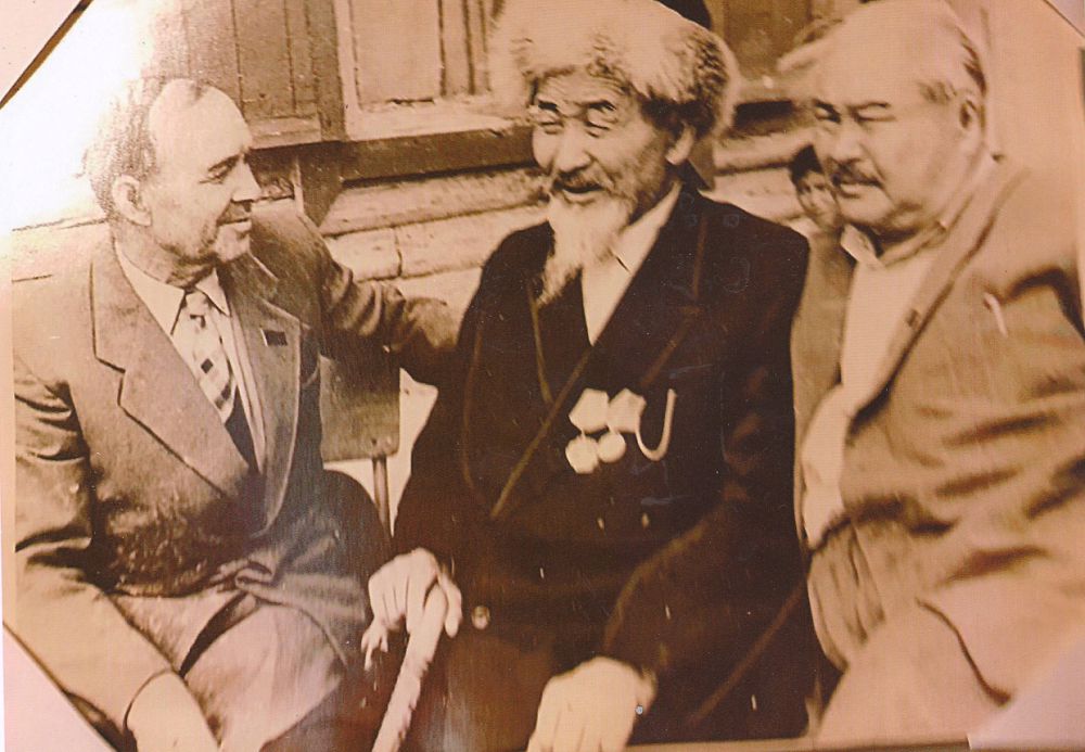 Шежіре қарттың әңгімесі