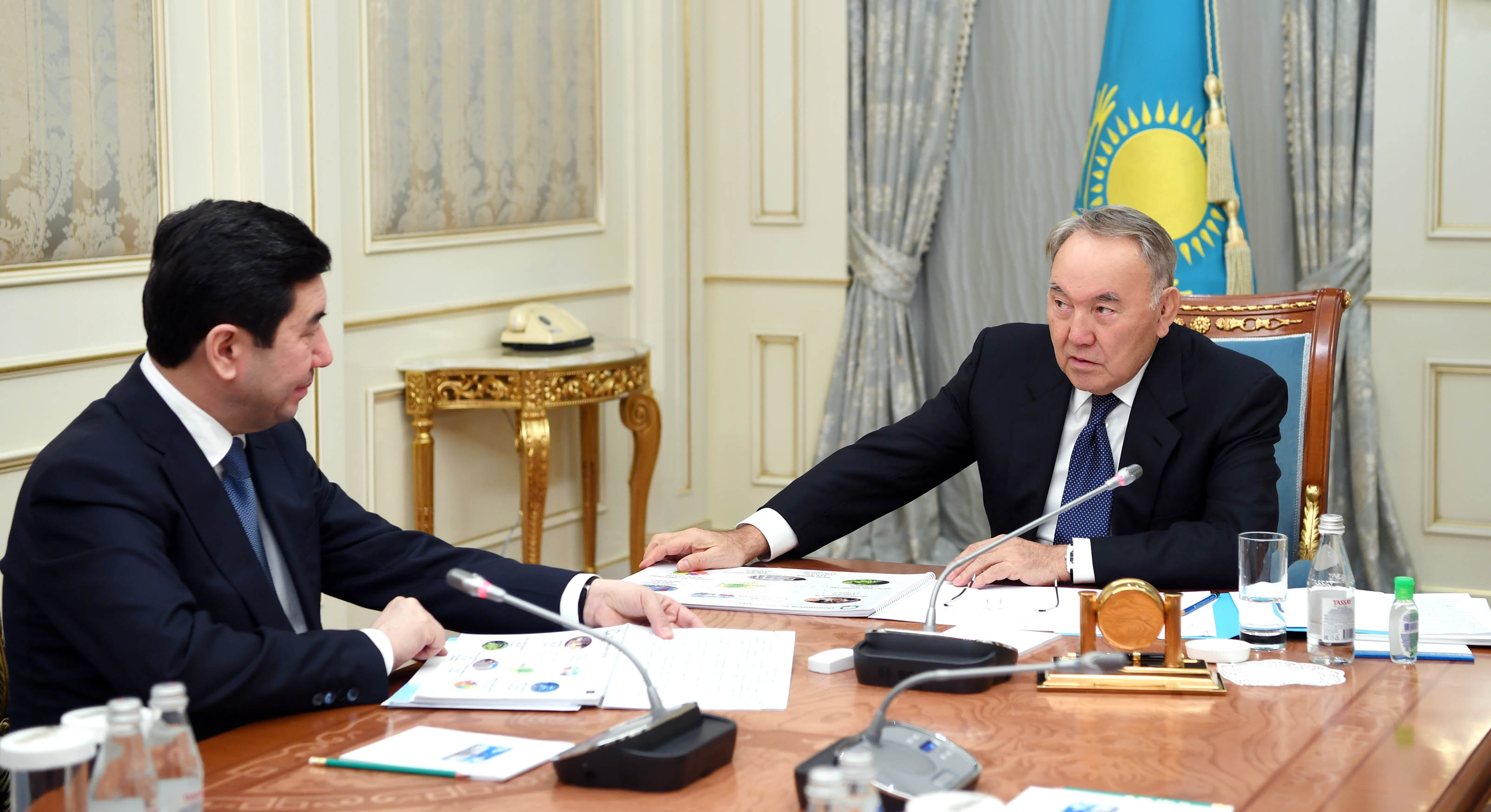 Қазақстан Президенті Қарағанды облысының әкімі Ерлан Қошановты қабылдады
