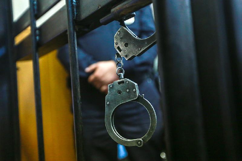 Оралда бомба жайлы жалған хабар таратқан әйел тұтқындалды