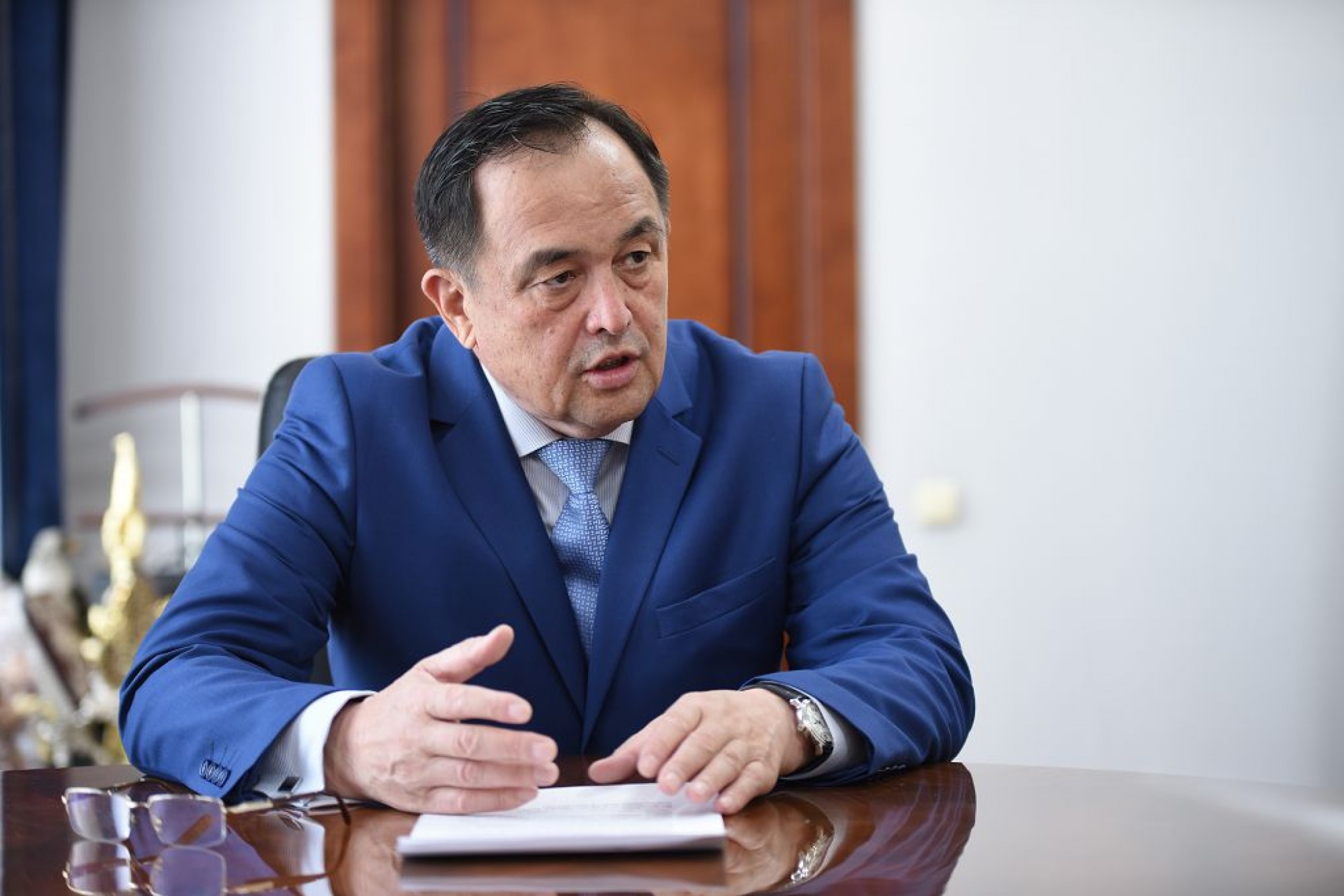 Еңбекқорлығымен бәсекеге түсуі керек 