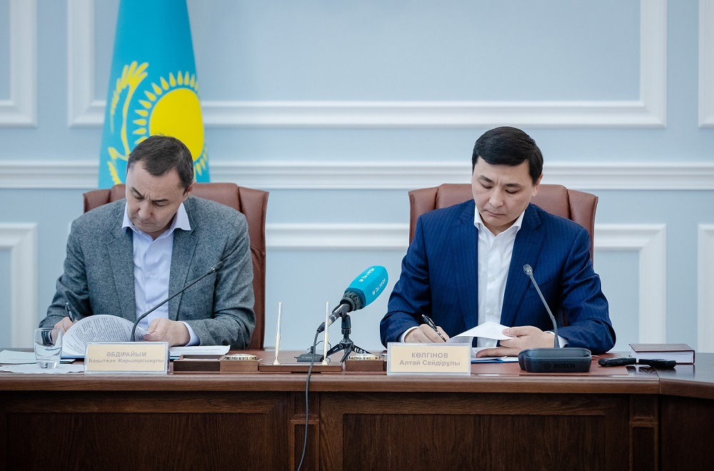 Кәсіподақ федерациясы көпбалалы аналарды қолдау тетіктерін ұсынуда