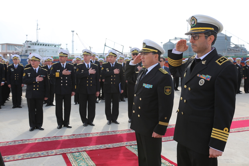 Иран Әскери-теңіз күштерінің корабльдер тобы Ақтауға келді