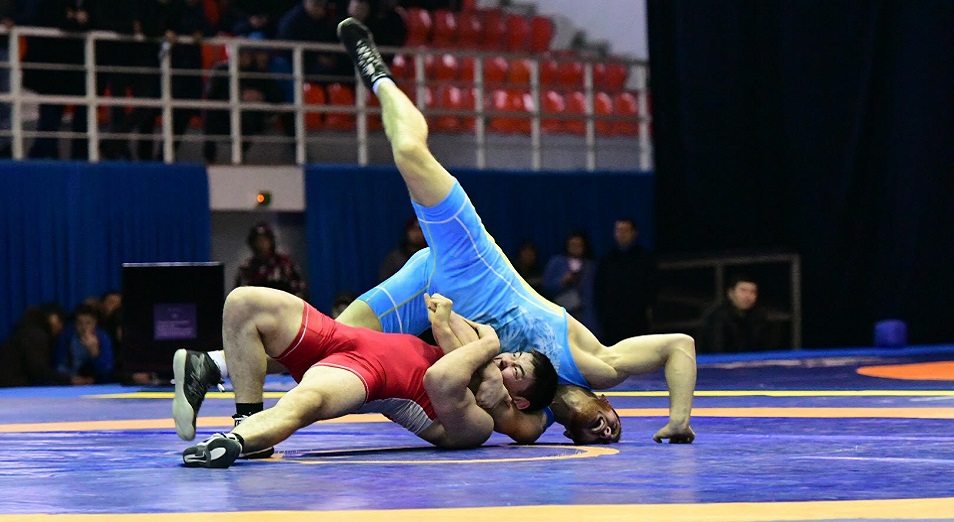 Күрес: Бес балуанымыз жүлде үшін таласады