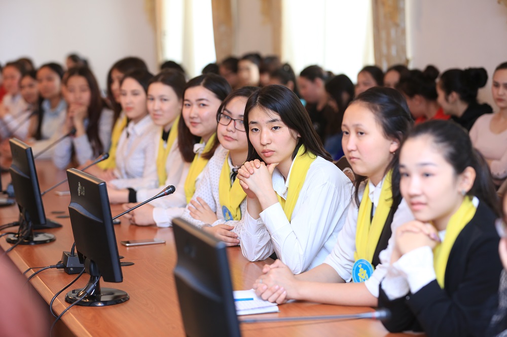 Қыздар университетінде «Ұрпақтар сабақтастығы» атты жоба бастау алды