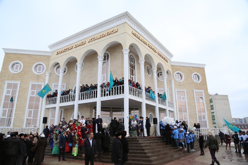 Толғақты мәселелер талқыға салынды