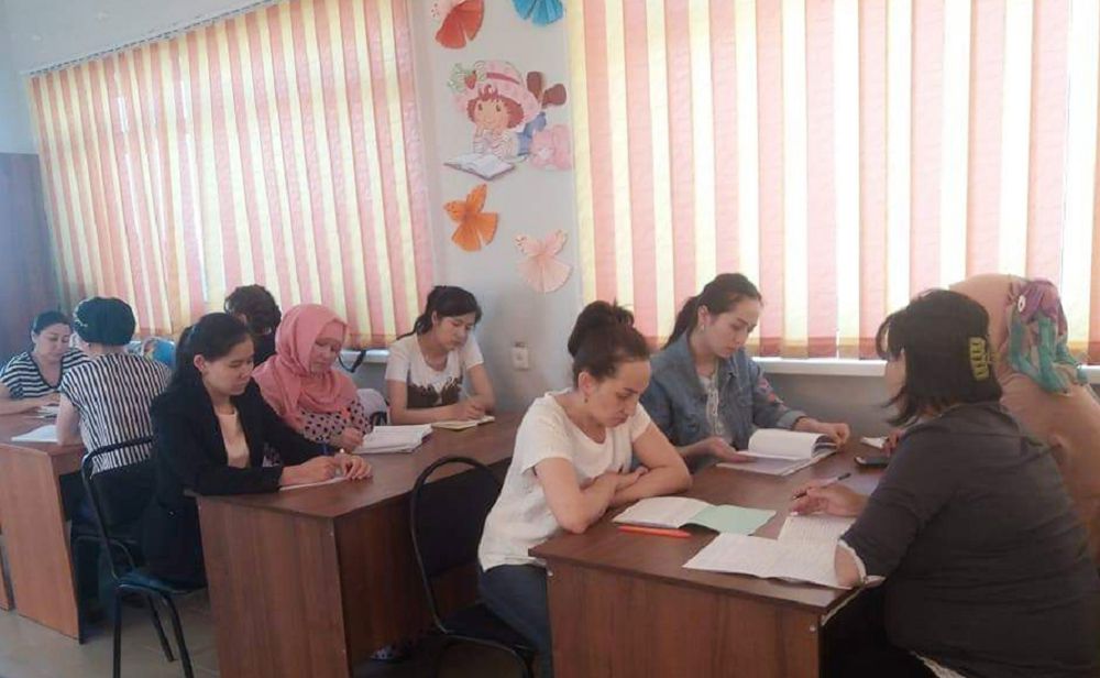 Қоғамға қат мамандықтарға оқытады