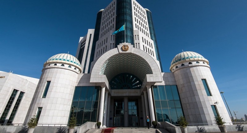 Сенаторлар Сингапурда парламенттік семинарға қатысты