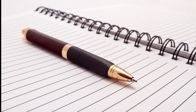 Өтімді сөз өлеңмен өрнектеледі