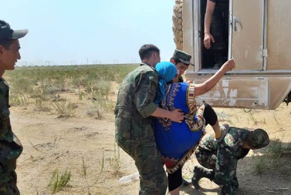 Риза бол, халқым, балаңа,  Арқасын тосқан анаға!