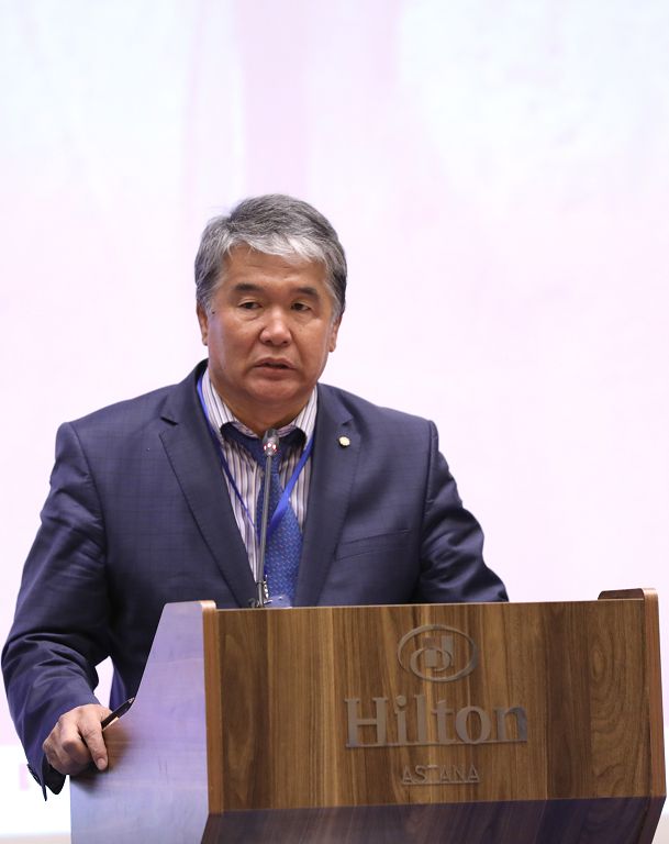 Сұлтан Раев: Азия әдебиетінің алтын дәуірі келе жатыр