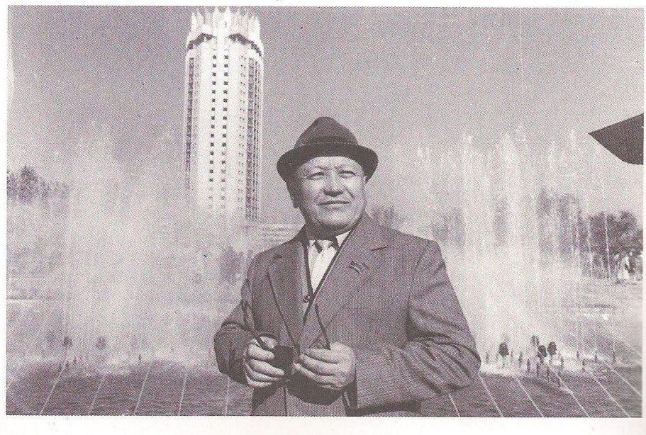 Жарты ғасыр қаламы қолдан түспеген