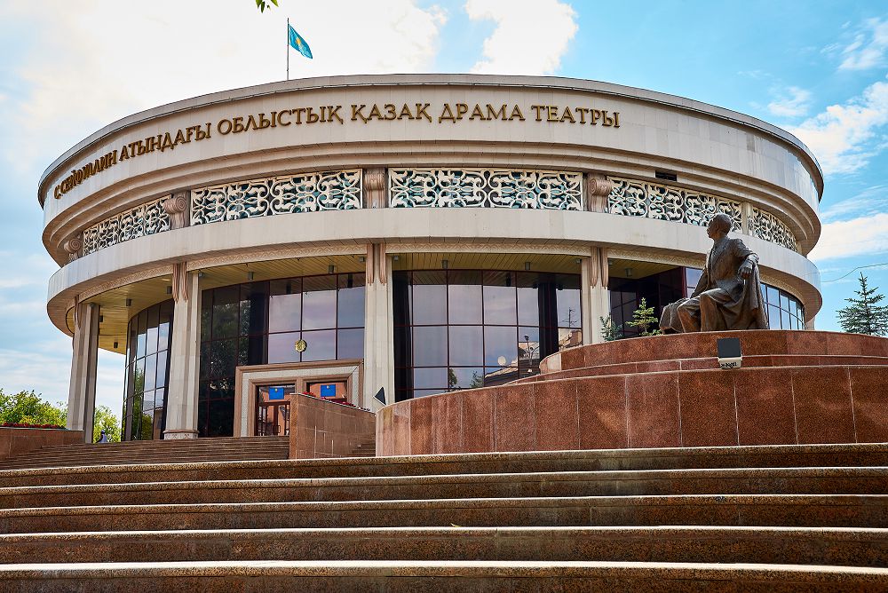 Сәкен мерейтойы  Қарағанды саябағында өтеді