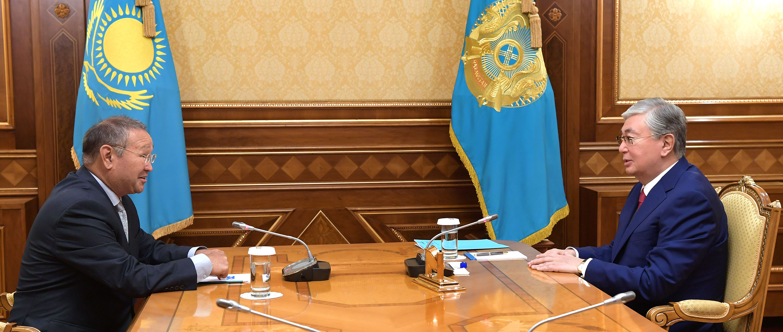 Қасым-Жомарт Тоқаев белгілі археолог Зейнолла Самашевты қабылдады